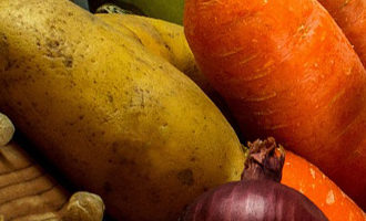 Можно ли вместе приготовить картошку и морковь для оливье, а картошку, свеклу и морковь для салата можно приготовить в одной кастрюле?